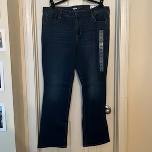 NWT Size 18 Mid Rise Kicker Bootcut Jeans